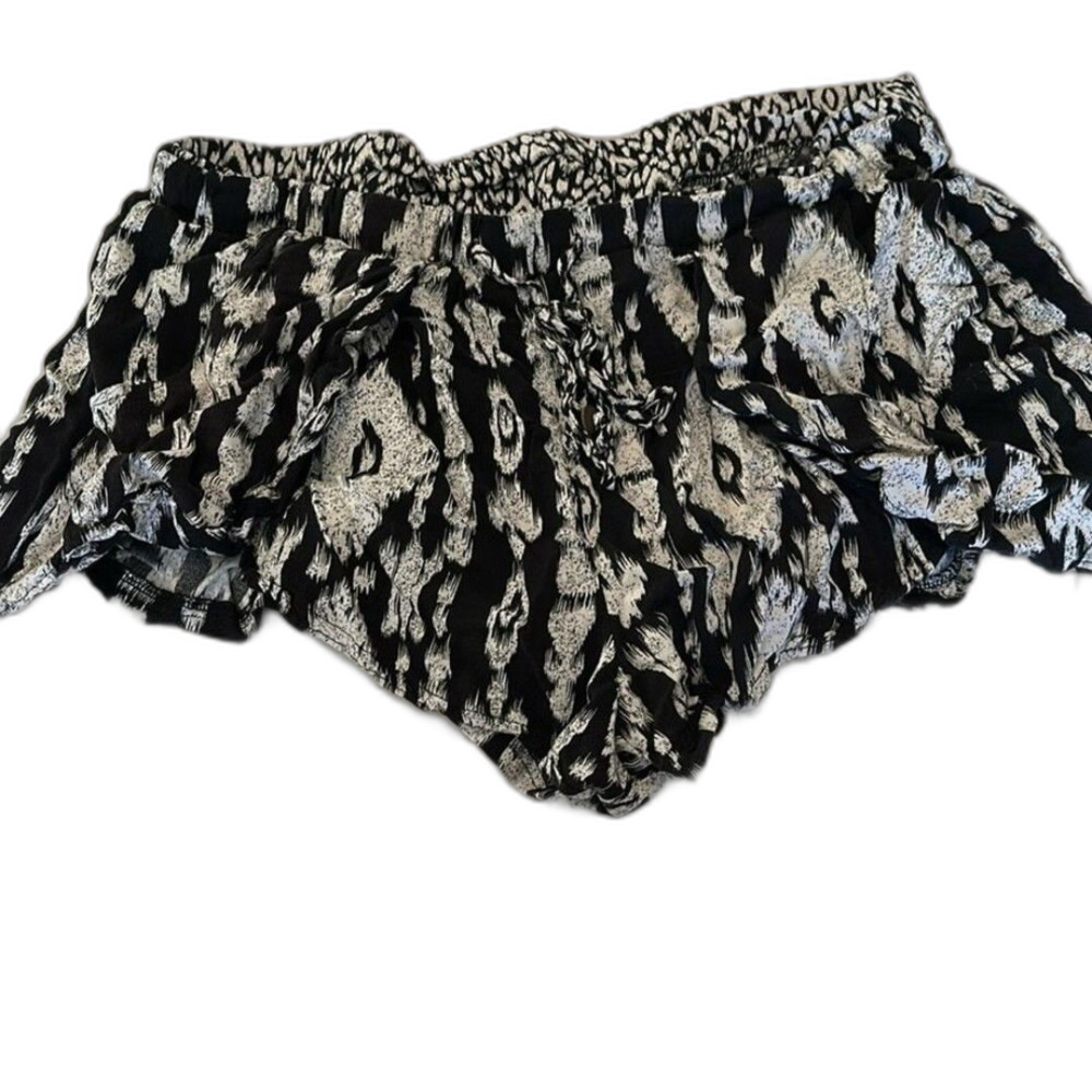Vanilla star shorts
